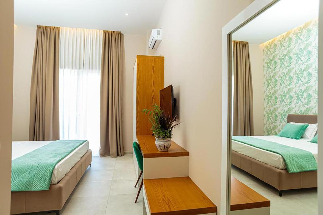 Toto Hotel & Apartments Radhimë Εξωτερικό φωτογραφία